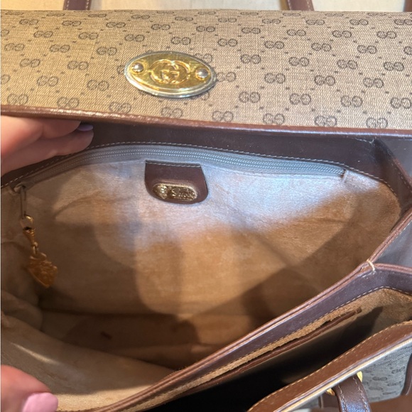 Vintage Gucci Monogrammed Coated Canvas Shoulder Bag with Leather Brown Trim - Picture 13 of 14